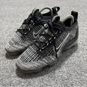 Size 7 - Nike VaporMax 2021 Flyknit Oreo Black White